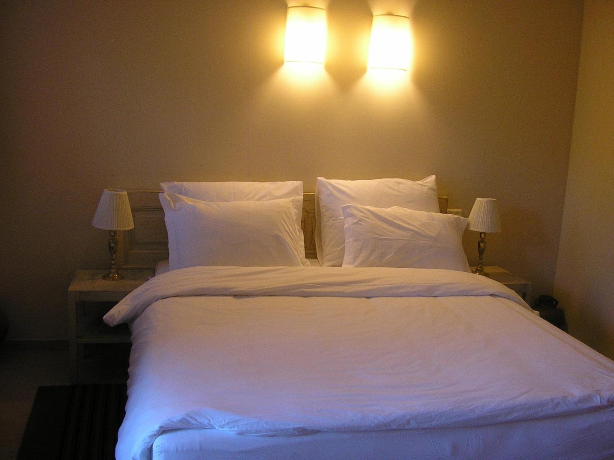 Shulamit Yard Hotel Рош Пина Екстериор снимка
